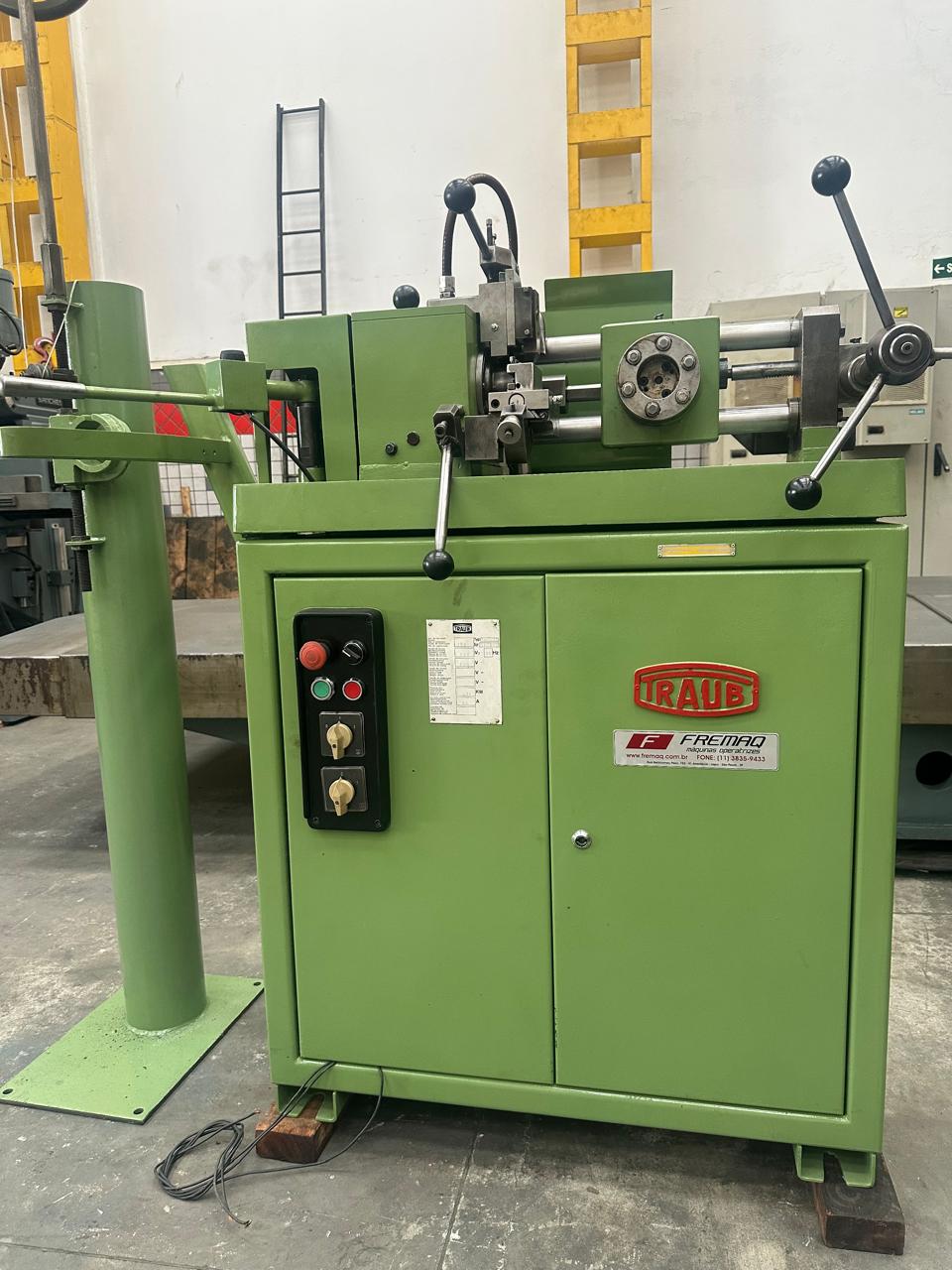 TORNO REVÓLVER TRAUB THR-26