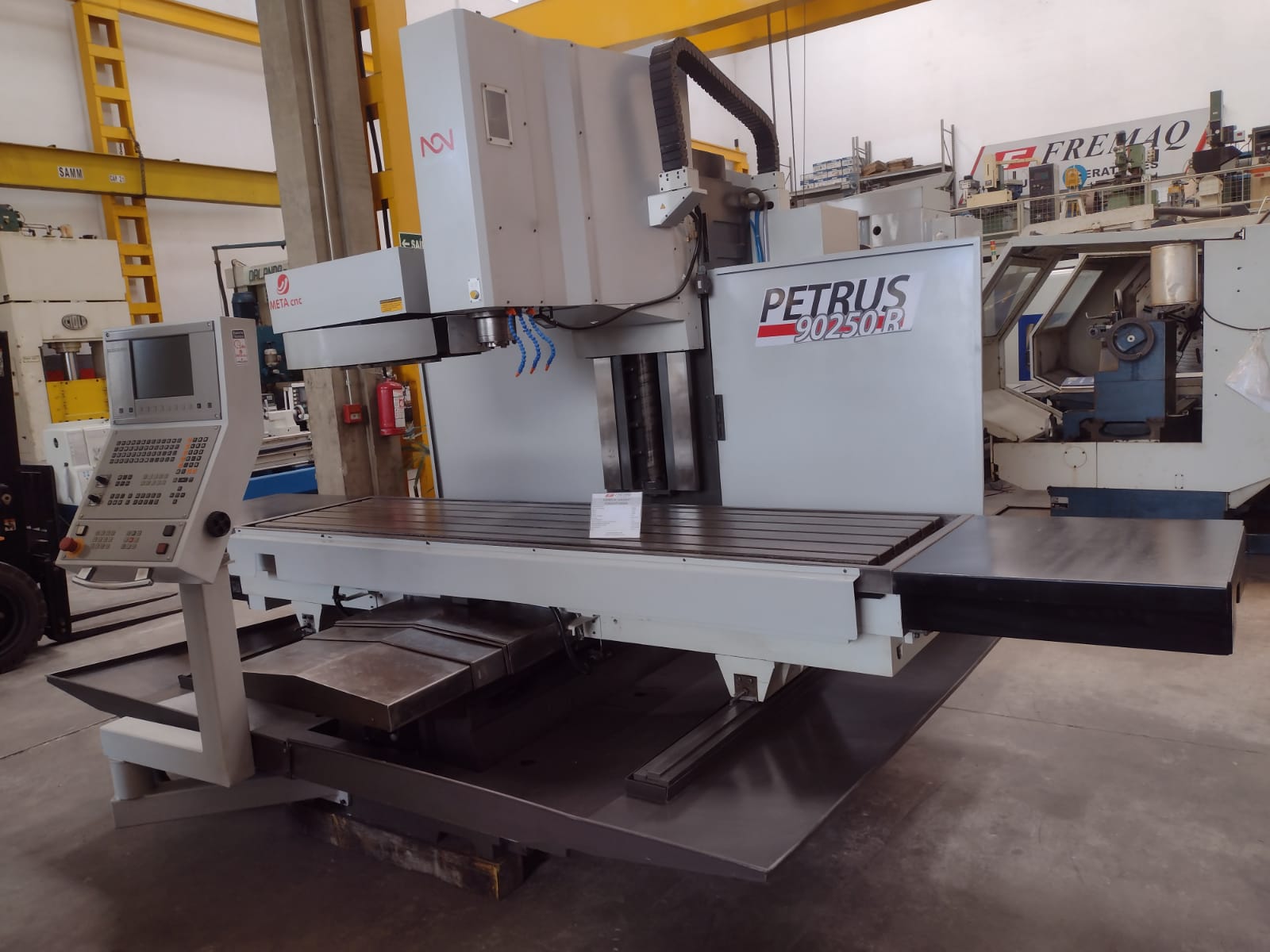 VENDIDO - CENTRO DE USINAGEM PETRUS DPT-90250R