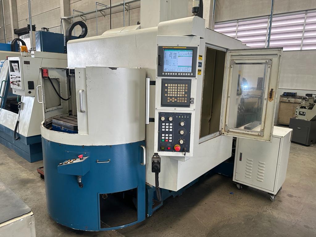 CENTRO DE FURAÇÃO E ROSQUEAMENTO ROMI VTC-560B