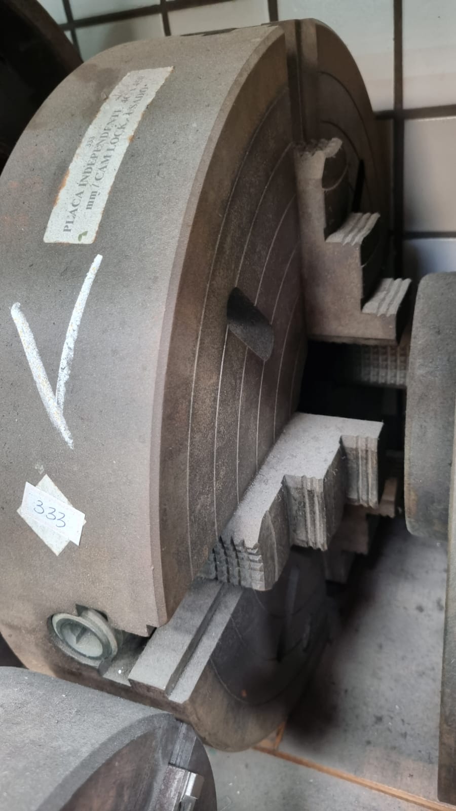 PLACA 450 MM 4 CASTANHAS - CAM-LOCK