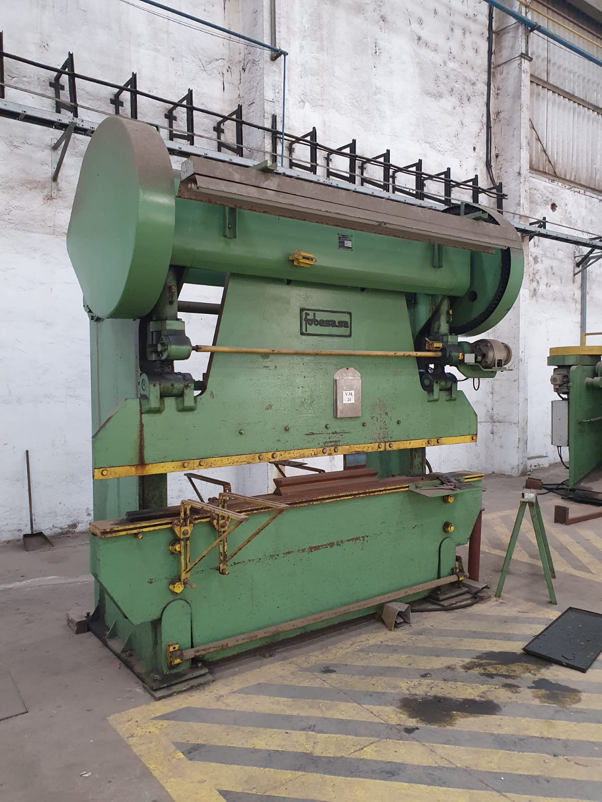 DOBRADEIRA MECANICA FOBESA 100 TON X 3000 MM