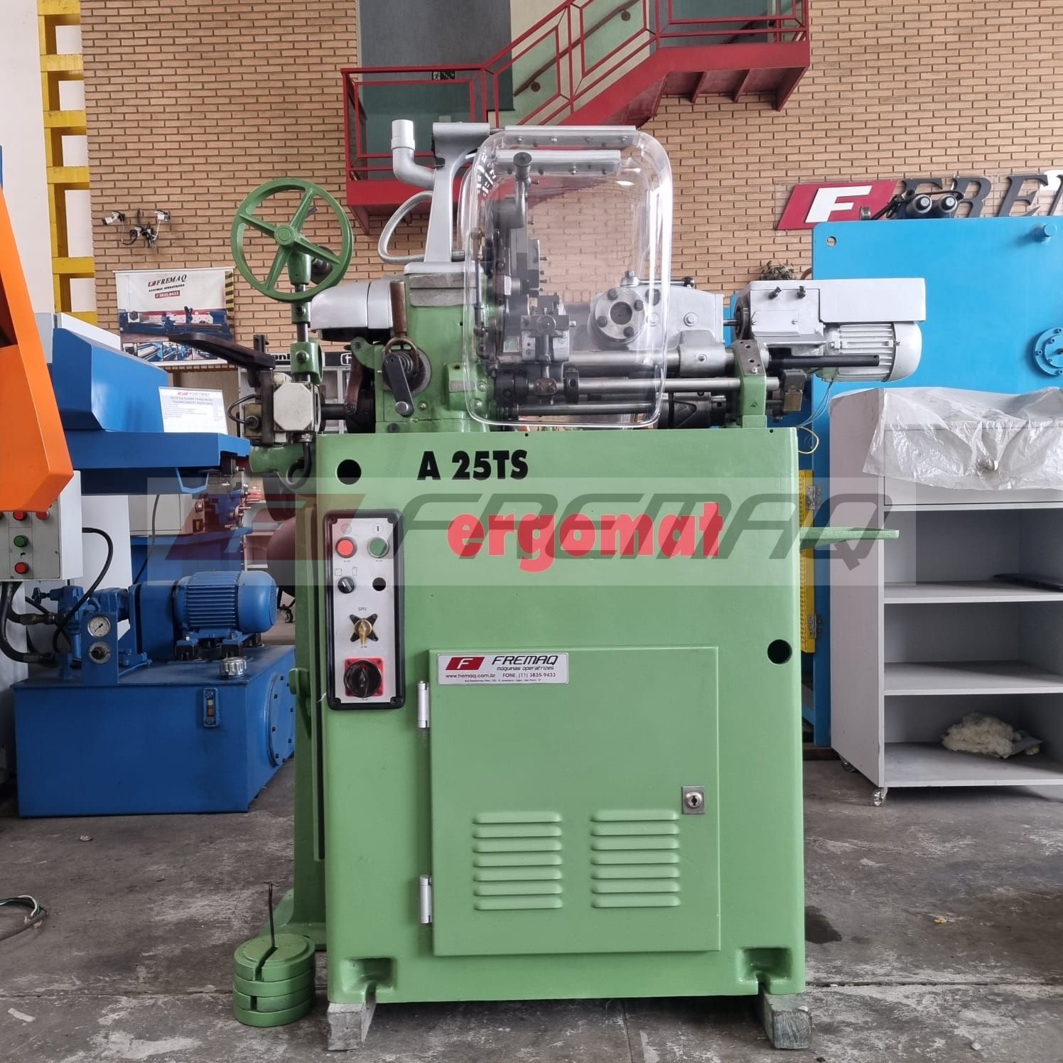 TORNO AUTOMÁTICO ERGOMAT A-25TS COM FRESADORA DE ROSCA E CASTELO REVOLVER