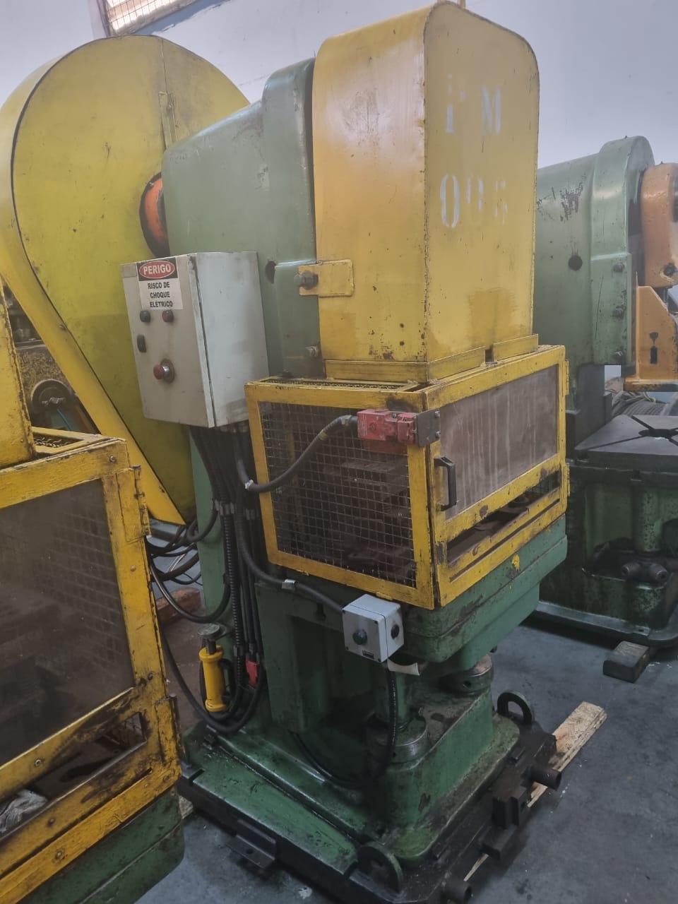 PRENSA EXCÊNTRICA HARLO 40 TON