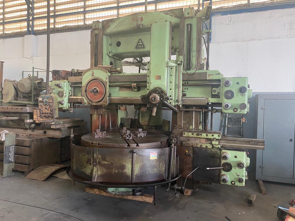 TORNO VERTICAL TOS SK-16