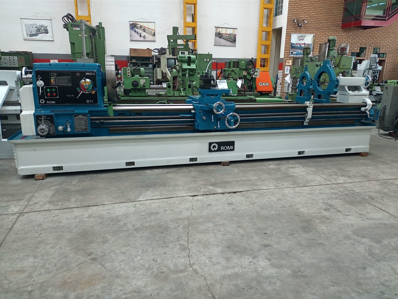 VENDIDO - TORNO MECÂNICO "ROMI" MKD-I - 800/1000 X 4000 MM
