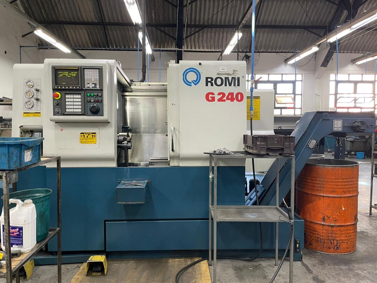 VENDIDO - TORNO CNC ROMI G-240