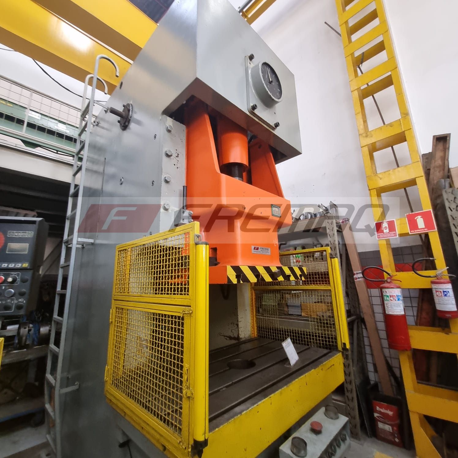 PRENSA EXC. FREIO/FRICÇÃO ERGON JH21-200TON