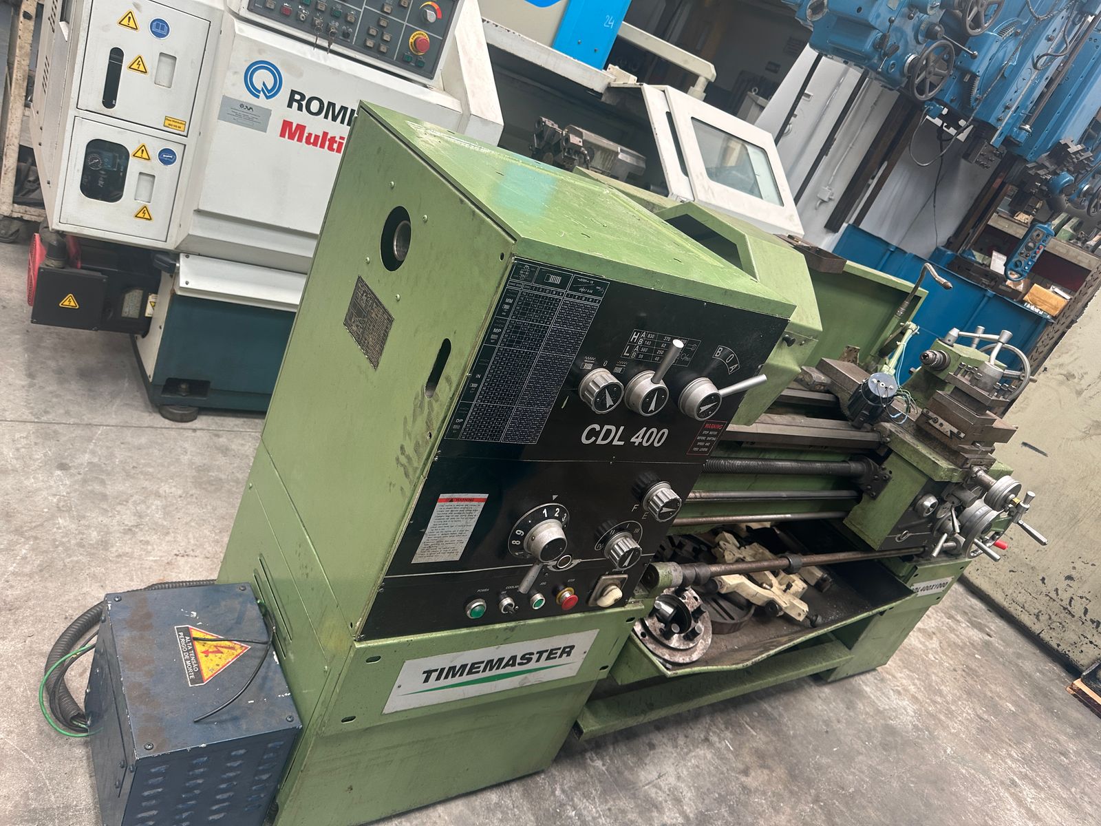 VENDIDO-TORNO MECÂNICO "TIMEMASTER" CDL400 X 1000 MM